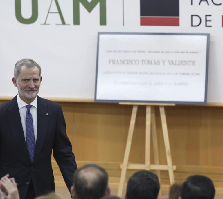 Felipe VI reivindica la memoria de las víctimas de ETA en el homenaje a Tomás y Valiente: “Cuesta creer que todavía hoy haya quien no lo condene”