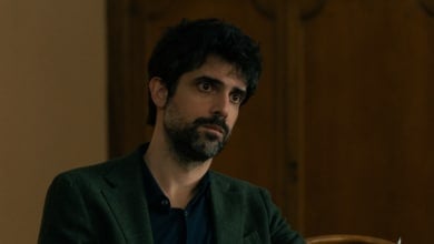 Francesco Carril, el actor español de madre italiana que se fue a Roma por amor... a Isabel Coixet: "Javier Cámara está muy contento con lo que me está pasando en Italia. Somos muy amigos"