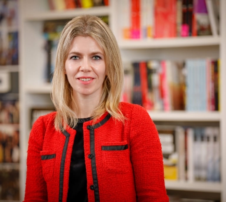 Greta Alonso, la misteriosa autora de novela negra da la cara: “Desde niña he fabulado con crímenes”