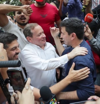 Excarcelan en Venezuela al opositor Juan Pablo Guanipa, muy cercano a María [...]