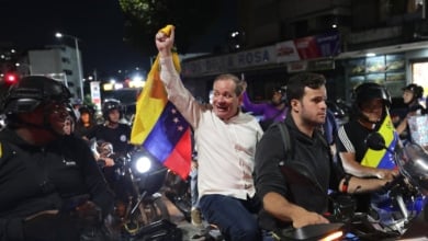 Cabello responde a la celebración por las excarcelaciones en Venezuela con el nuevo arresto de Guanipa