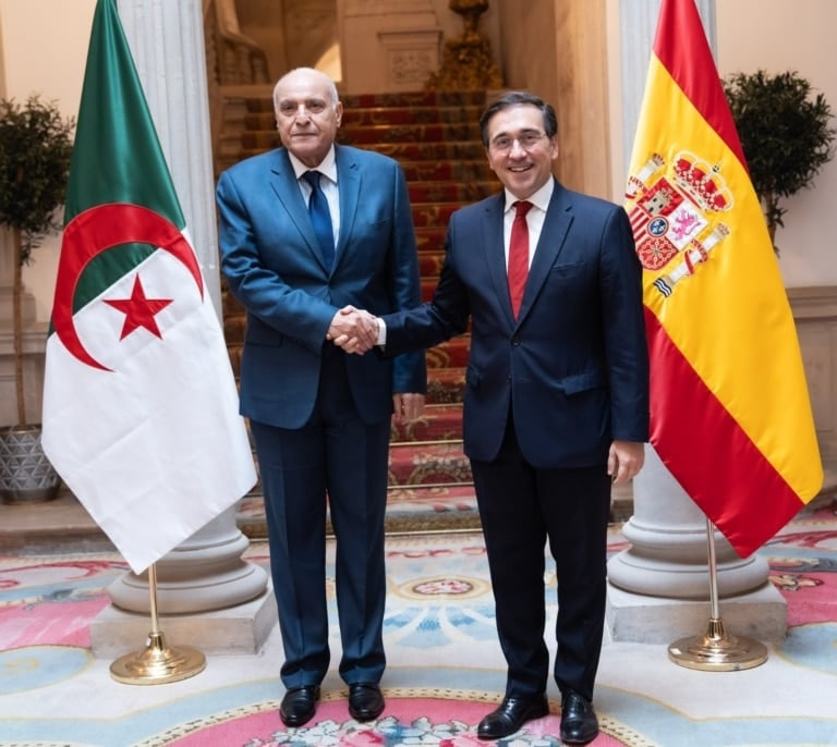 Albares admite ahora que Argelia es “un socio estratégico y fiable” tras la crisis provocada por el giro en el Sáhara y su alineamiento con Marruecos