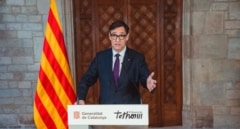 Salvador Illa reaparece en la Generalitat un mes después de ser hospitalizado