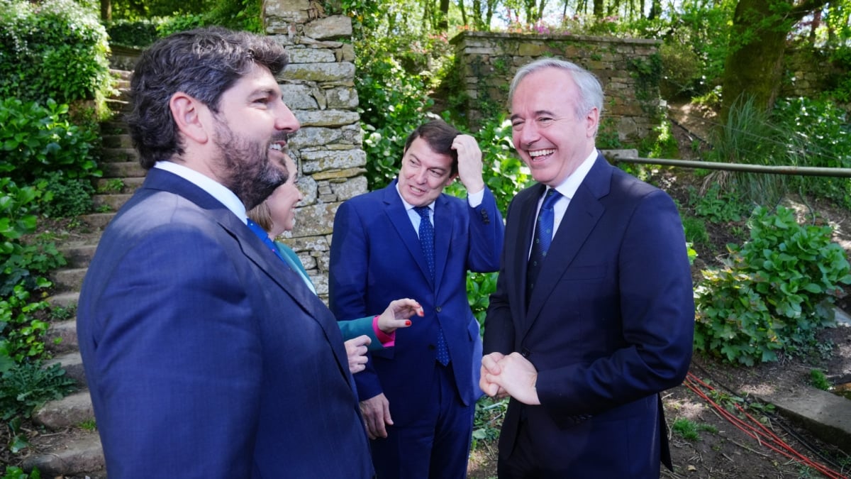 Azcón y Mañueco, daños colaterales de la entrada de Génova en la negociación con Vox