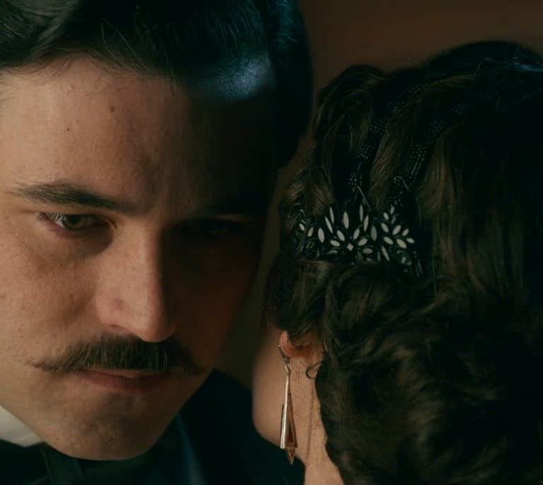 La Promesa, avance del capítulo 771 este lunes 9 de febrero: quién es la mujer que susurra a Manuel