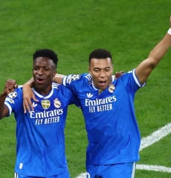 Mbappé defiende a Vinicius tras los insultos racistas: "Le llamó mono cinco [...]