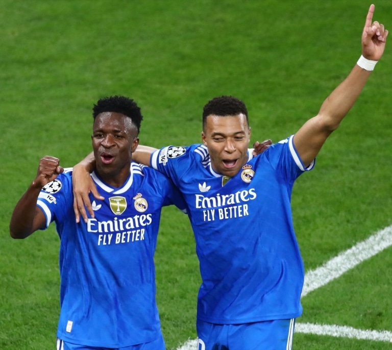 Mbappé defiende a Vinicius tras los insultos racistas: "Le llamó mono cinco veces"