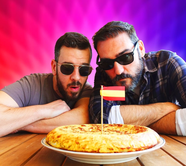 Quiénes son Los Meconios, los "Vox Street Boys" elegidos por el PP para su cierre de campaña en Aragón