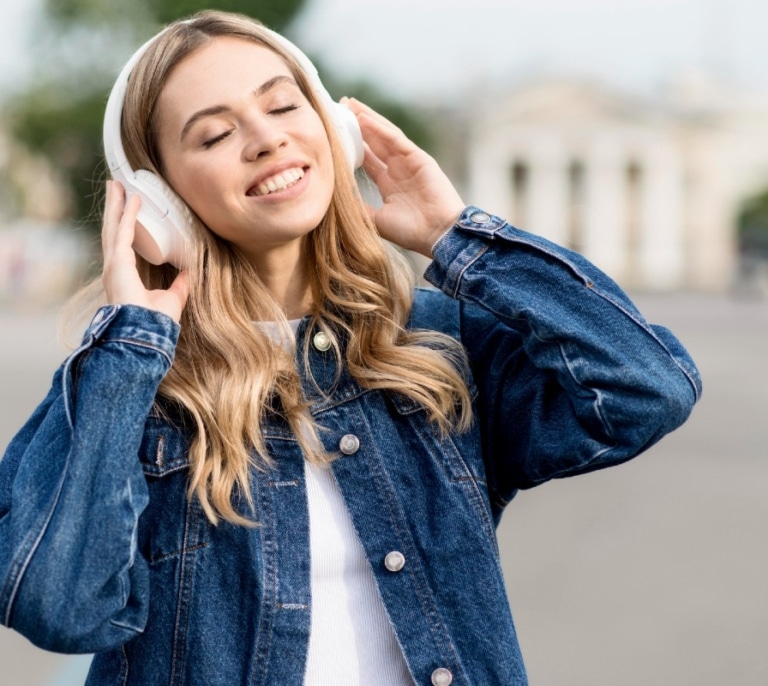 Top 10 plataformas para escuchar música online: precios, ventajas y cuál elegir