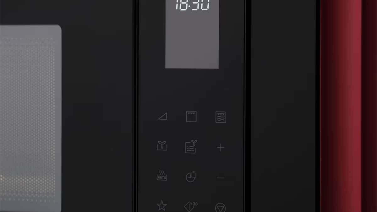 microondas de 900 W con grill de AEG