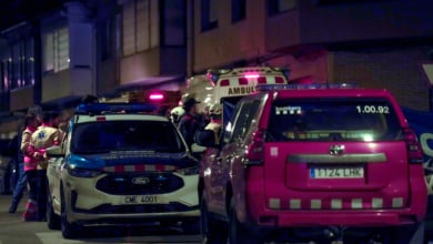 Cinco jóvenes de entre 14 y 18 años mueren en el incendio en un trastero de Manlleu