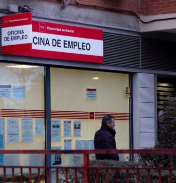 Cuándo se cobra el paro en marzo de 2026