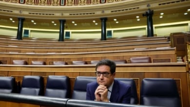 López mete al PSOE en un "charco innecesario"