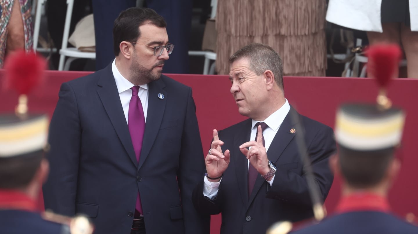 Adrián Barbón y Emiliano García-Page en una imagen de archivo