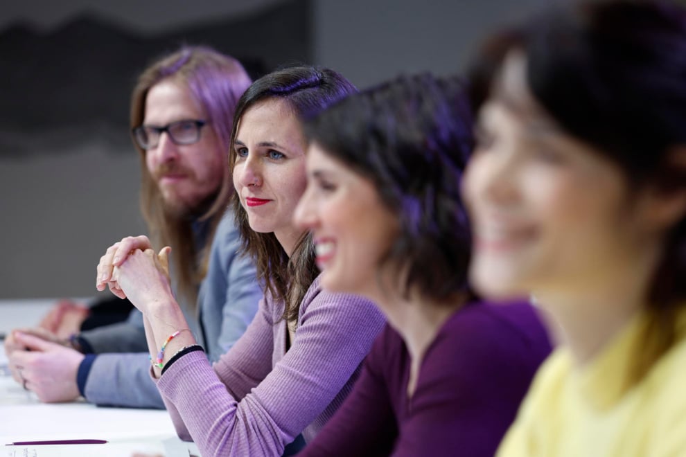 La secretaria general de Podemos, Ione Belarra, junto a Irene Montero y Pablo Fernández, en la reunión del Consejo Ciudadano Estatal de los morados, este viernes en Madrid