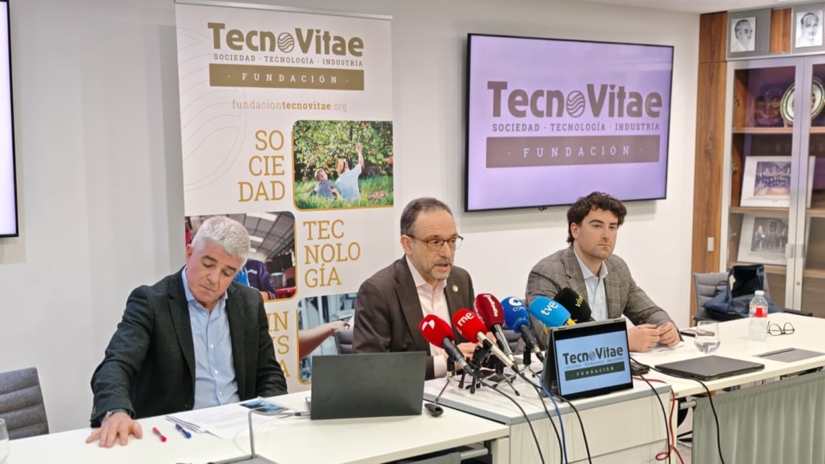 Presentación del informe 'Radiografía de la opinión pública' este jueves en Valladolid.