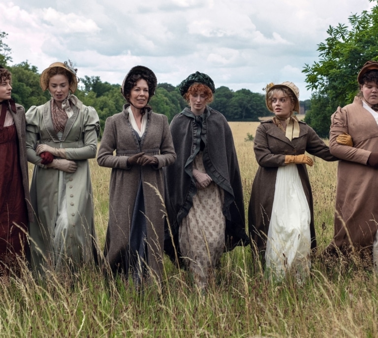 Primeras imágenes del 'Orgullo y prejuicio' de Netflix con Emma Corrin y Jack Lowden como protagonistas