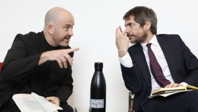 De la Transición al 11-M: el Reina Sofía reordena en clave política su colección de arte contemporáneo