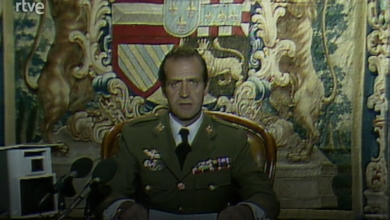 Los documentos desclasificados del 23-F y la ausencia de grabaciones de la Zarzuela dejan a resguardo al rey emérito