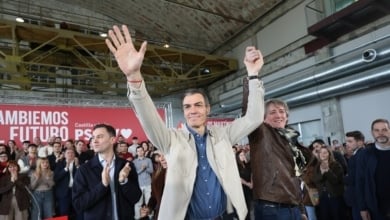 Sánchez asegura que "España va como nunca" y cree que vale la pena seguir hasta 2027 "y más allá"