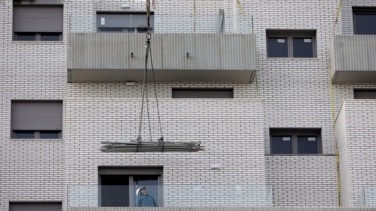 Alerta en el sector de la construcción: las horas no trabajadas y pagadas crecen 18 veces más que las horas remuneradas