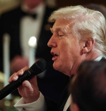 El Servicio Secreto de EEUU abate a un hombre que intentaba entrar [...]