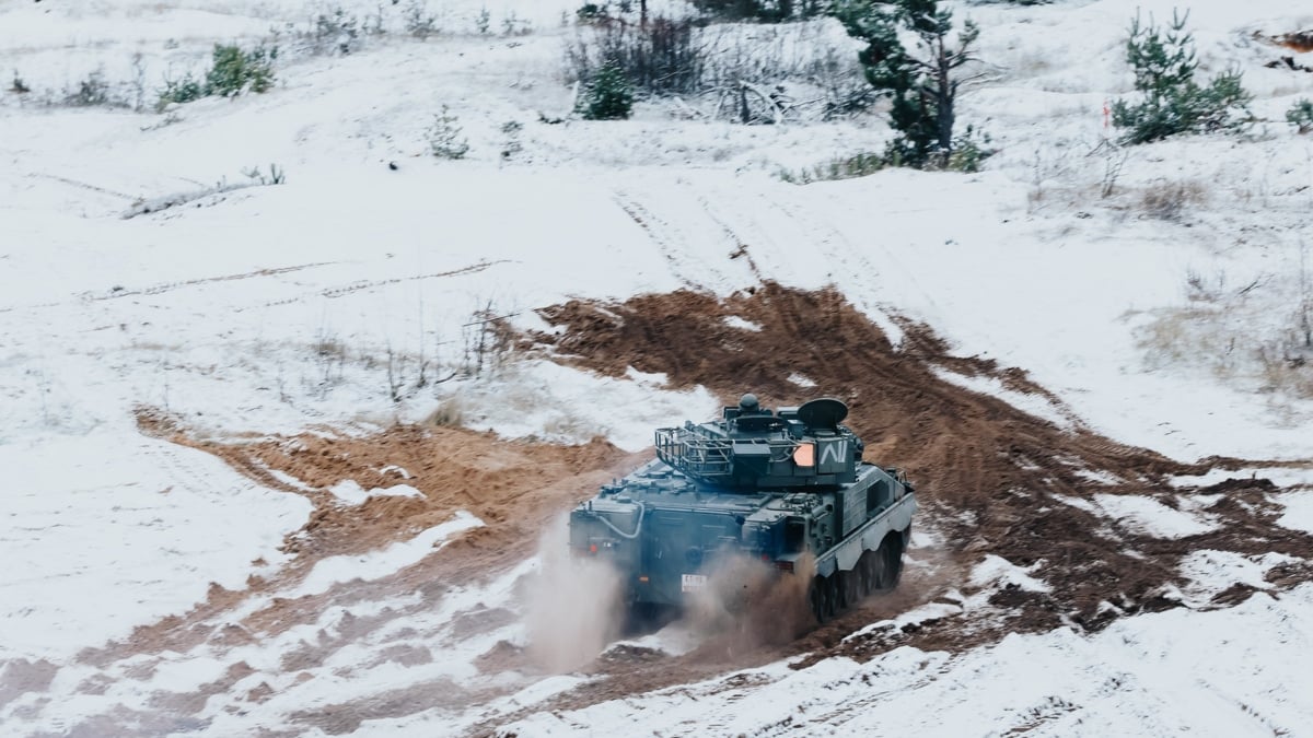 Carro de combate de plataforma ASCOD en Letonia