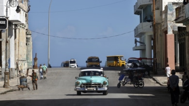 Trump amenaza con tomar Cuba en un descanso de la guerra con Irán: "Esa sería una fácil"