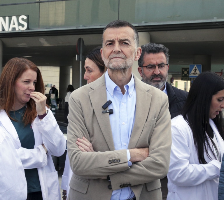 IU recela del giro de Podemos en Andalucía: "Una rueda de prensa no es una mesa de negociación. Somos gente seria"