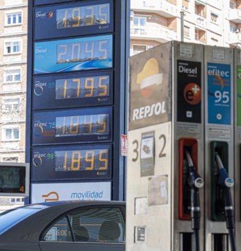 Las petroleras activan la 'batalla del céntimo' ante el silencio del Gobierno [...]