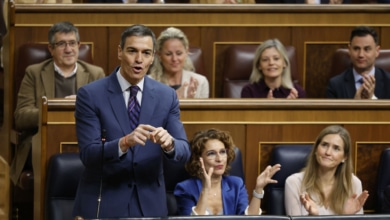 Feijóo acusa a Sánchez de "aprovecharse" de la guerra y le adelanta su rechazo al decreto anticrisis si no "copia" las medidas del PP