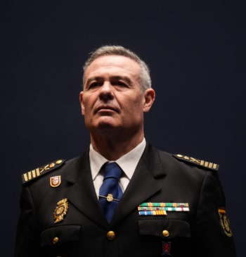 El nuevo DAO blinda a los mandos frente a las críticas sindicales: [...]