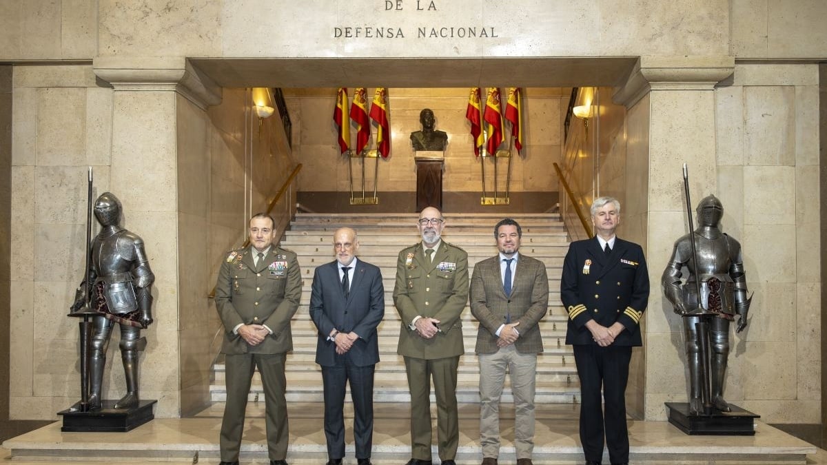 LALIGA y Ceseden firman un acuerdo para impulsar el deporte como herramienta de diplomacia y ‘soft power’