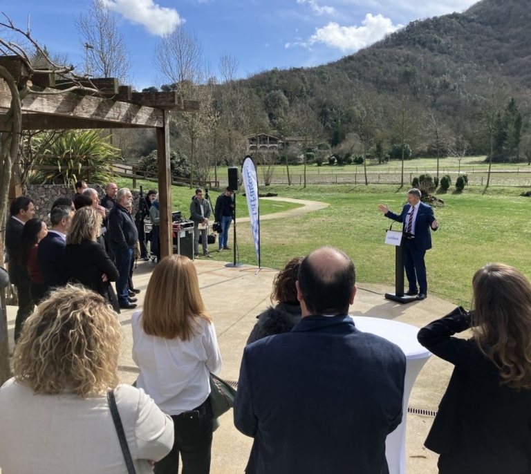 La Fageda culmina un plan de inversiones de 4,2 millones de euros en la fábrica de lácteos para mantener y crear nuevos puestos de trabajo