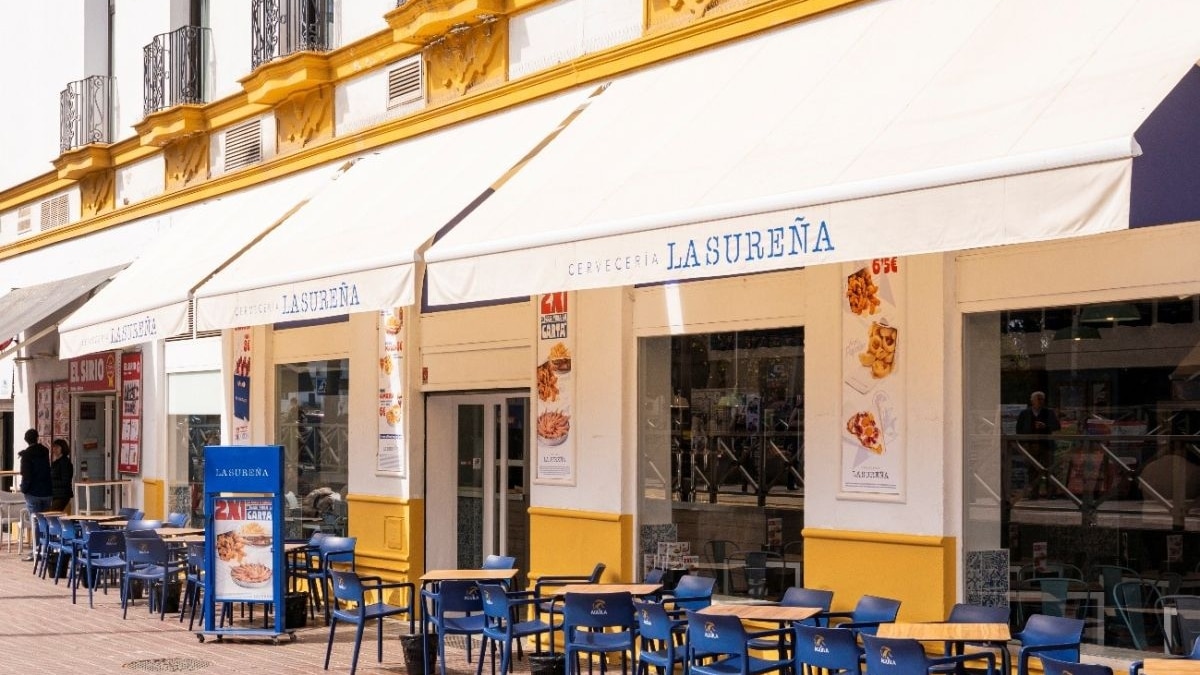 La Sureña actualiza su restaurante en el Edificio Cristina de Puerta de Jerez, en Sevilla