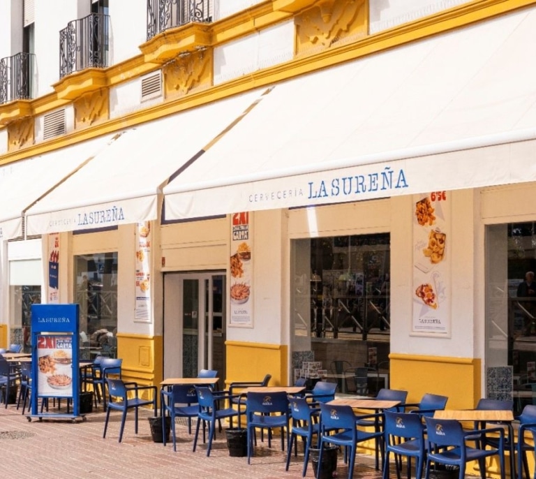 La Sureña actualiza su restaurante en el Edificio Cristina de Puerta de Jerez, en Sevilla