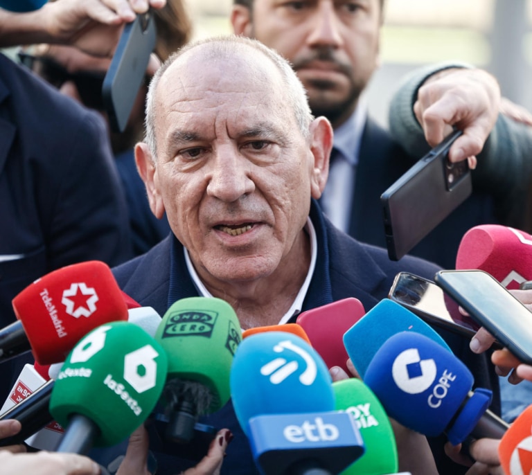 El exDAO pide frenar las entrevistas del abogado de la denunciante e insiste en que fue a su casa de forma "voluntaria"