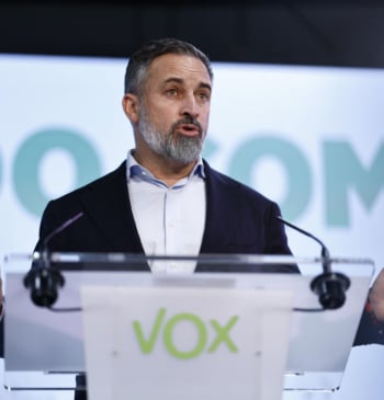 Abascal asegura que entrarán en los gobiernos de Extremadura, Aragón y Castilla [...]