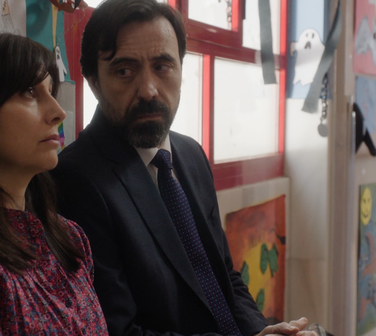 Marián Álvarez e Israel Elejalde, los padres en apuros de la película 'Altas capacidades': "El problema que tienen ahora los profesores son los padres; no los niños"