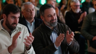 Vox expulsa a Antelo del grupo en la Asamblea de Murcia tras acusar al partido de "falsificar" su firma