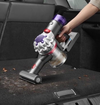 Dyson tiene la aspiradora de mano que deja tu coche impecable en [...]
