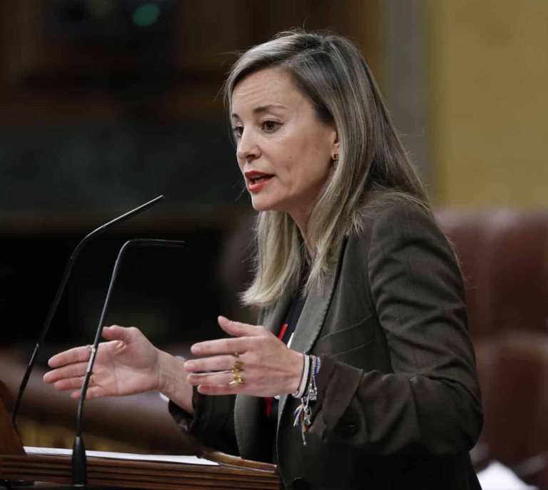 Sumar aprovecha el debate sobre Irán en el Congreso y lanza guiños a Podemos e Irene Montero para la unidad de la izquierda