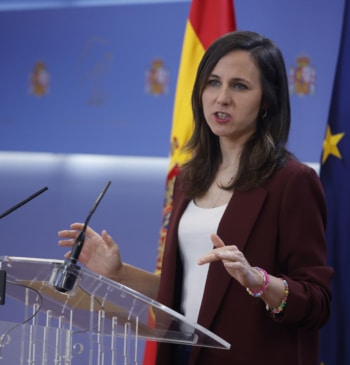 Podemos se reivindica como la "izquierda valiente" en Andalucía y se aleja [...]