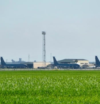 EEUU retira sus aviones cisterna de las bases de Rota y Morón [...]