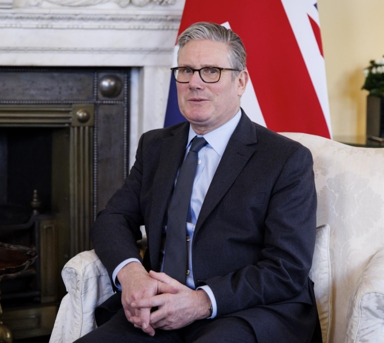 Reino Unido confirma que EEUU usa bases británicas para operaciones defensivas contra Irán en Ormuz