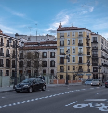 Marcha atrás en carretera: en qué casos puedes hacerlo sin arriesgarte a [...]