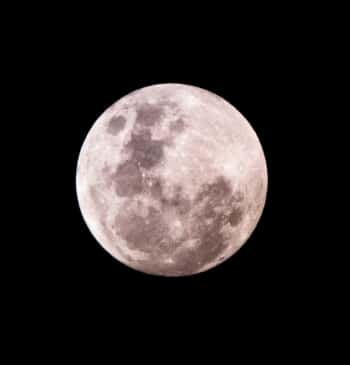Luna llena de abril 2026: cuándo y cómo ver la Luna Rosa