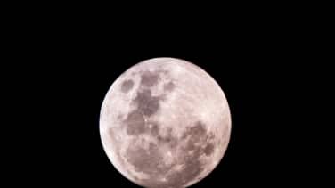 Luna llena de abril 2026: cuándo y cómo ver la Luna Rosa