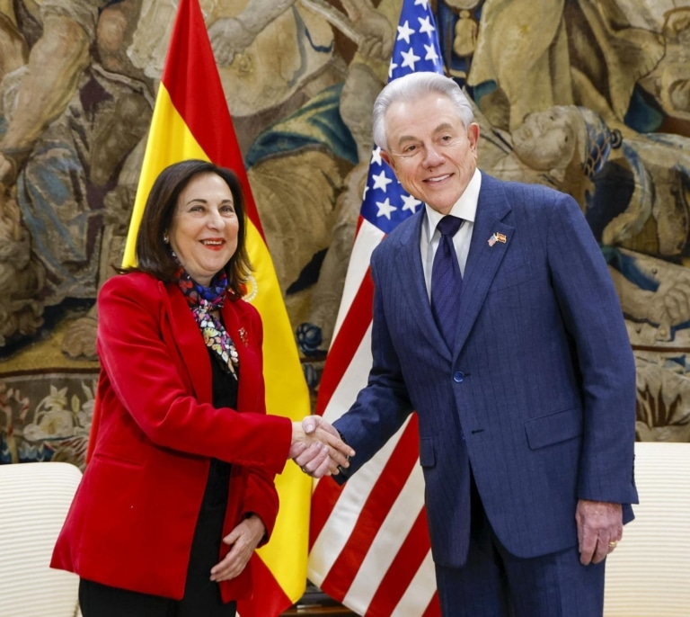 Cuando el Gobierno sí permitió a EEUU usar las bases de Rota y Morón para bombardear a Irán