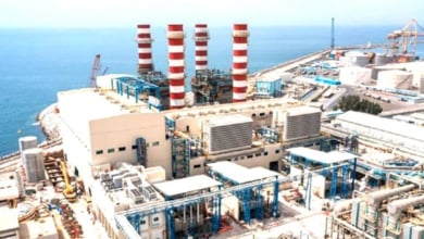 Irán bombardea una desalinizadora de Bahréin como respuesta a un ataque similar de EEUU